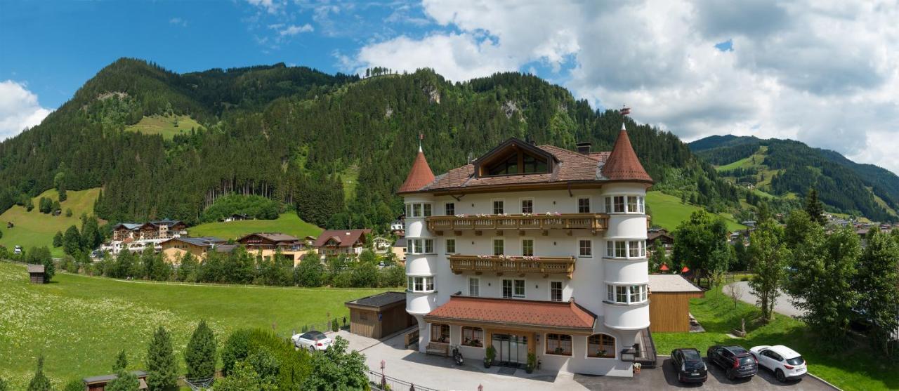 Hotel Bergzeit Grossarl Exteriör bild