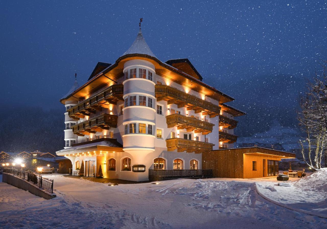 Hotel Bergzeit Grossarl Exteriör bild